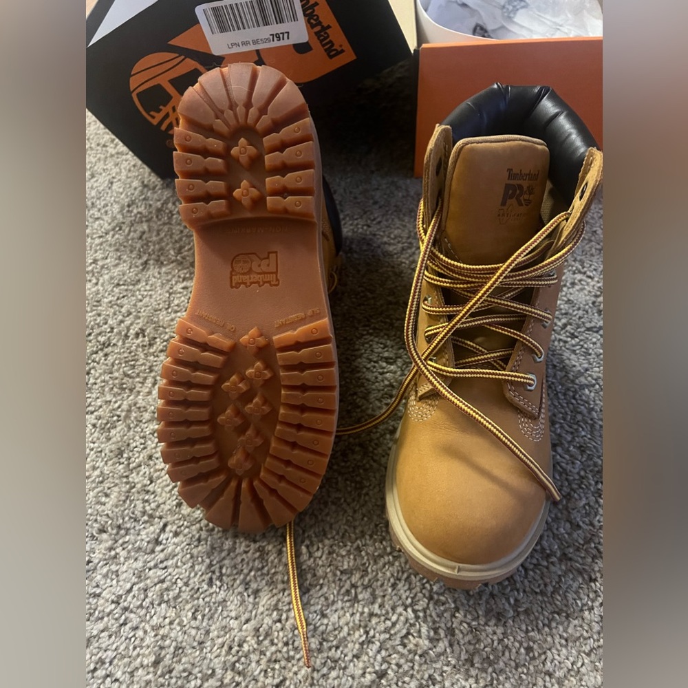 5.5 Timberland Pro’s Tan